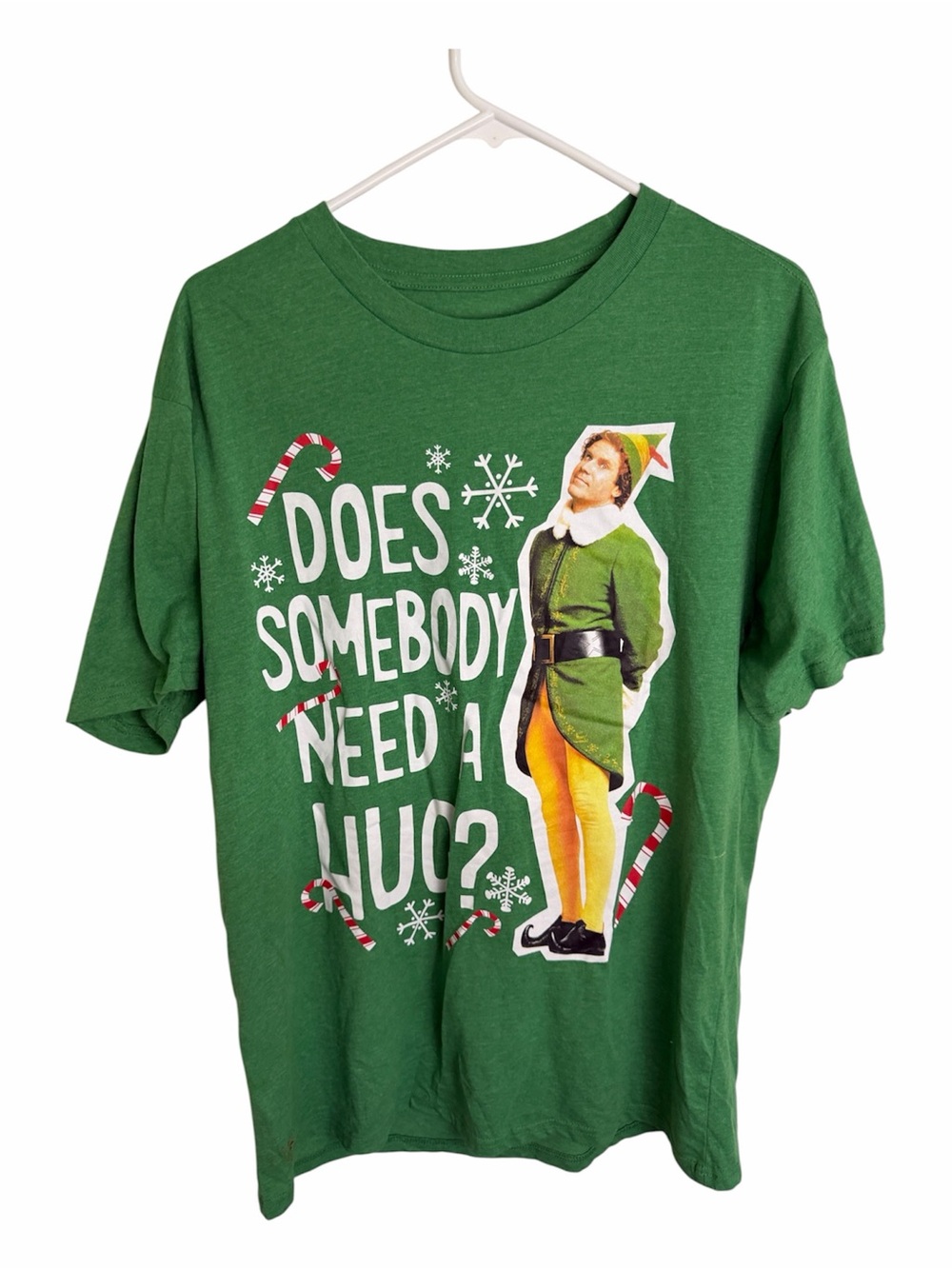 (2371) ELF Green Graphic Holiday Tee - "Does Somebody Need a Hug?", Size: Large